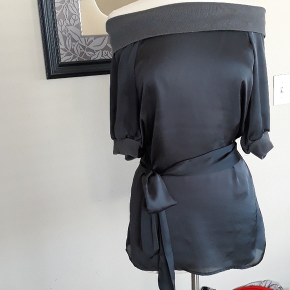 Charcoal gray off the shoulder blouse - Picture 3 of 6